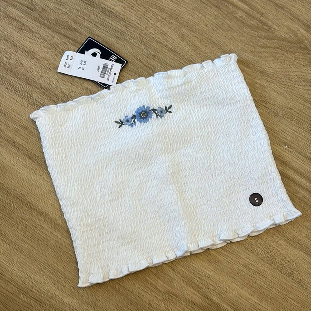 NEW Hollister Reversible Smocked Tube Top by